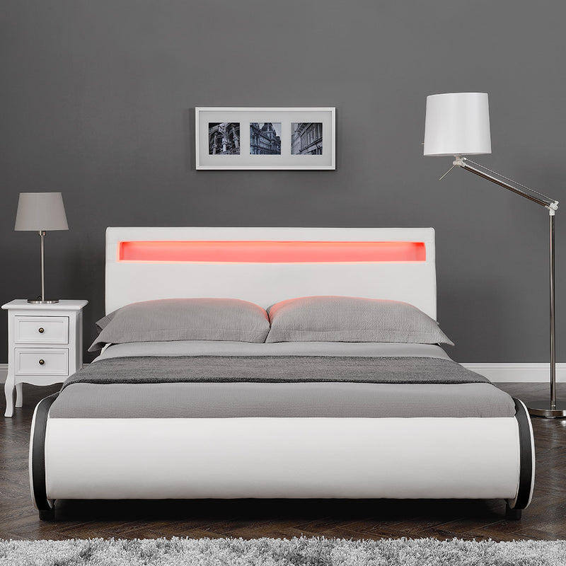 Schizzo in scala Letto con Materasso e Testiera Alta con Illuminazione a LED Similpelle Corium