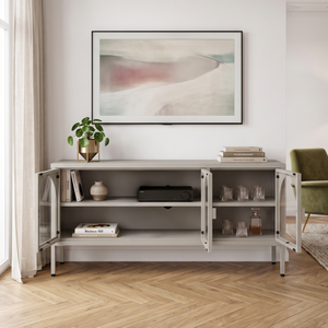 Vetrina Bassa Klippestad a 3 Ante in Vetro Credenza con 4 Scomparti 118 x 35 x 55 cm - Grigio Caldo [en.casa]

