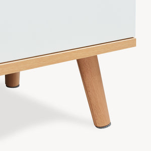 Fernsehschrank Bordkak 140x30x45 cm Eicheoptik/Weiß [en.casa]