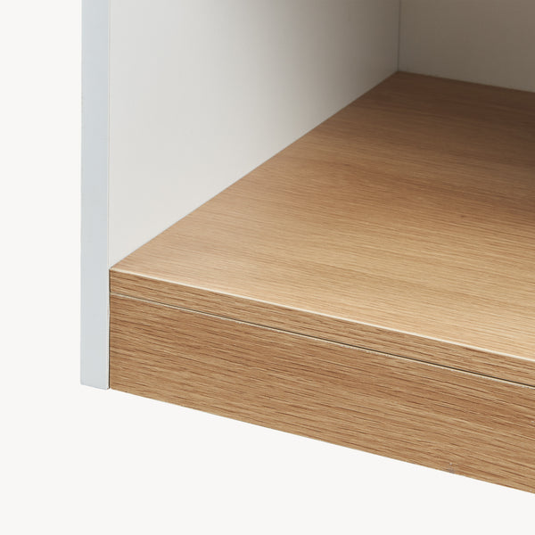 Comodino Kuorshare 55x42x37 cm Bianco/effetto quercia [en.casa]