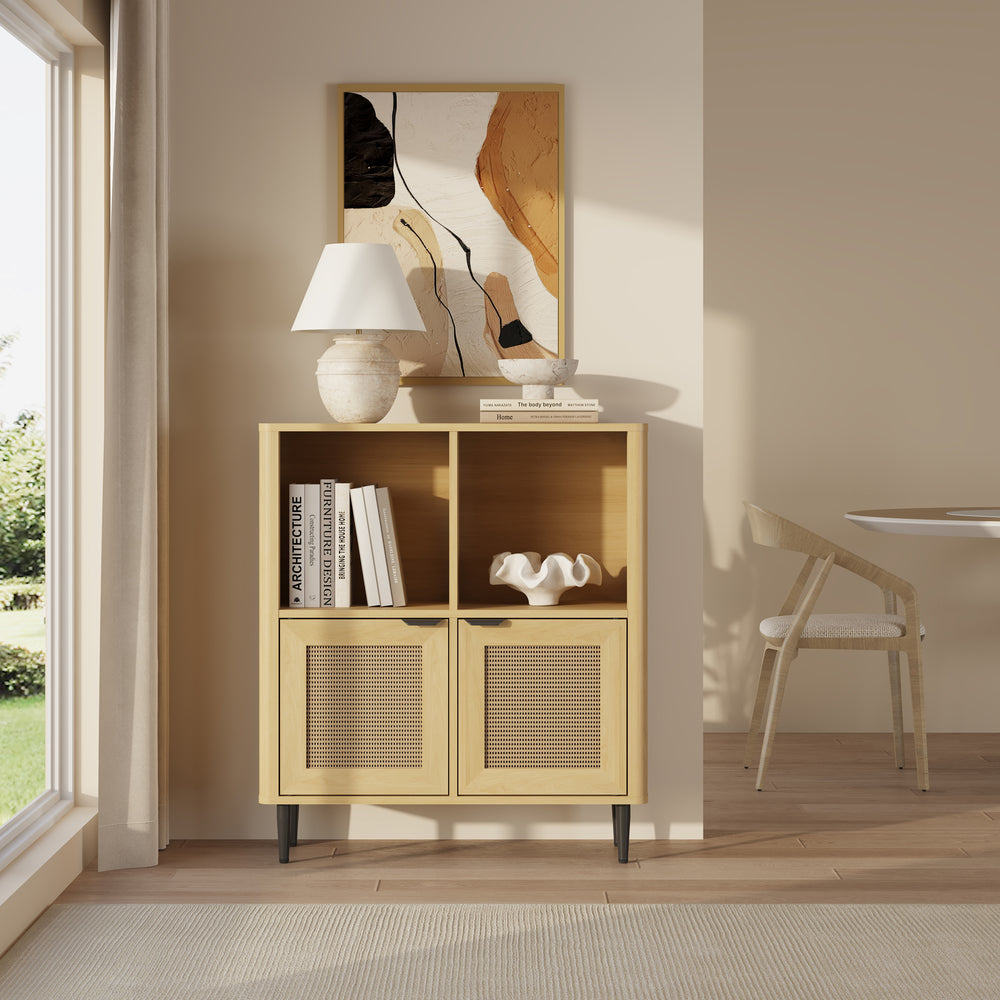 Mobile Contenitore Lukhomso a 2 Ante con Inserto Intreccio e 4 Scomparti 85 x 75 x 30 cm - Effetto Rovere/Rattan [en.casa]