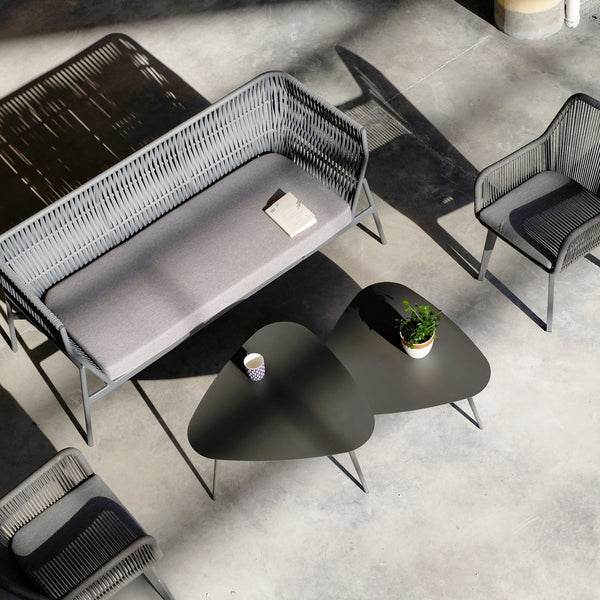 Set di 2 Tavoli Bassi Aymavilles con Piani Triangolari Curvi - Grigio Antracite casa.pro