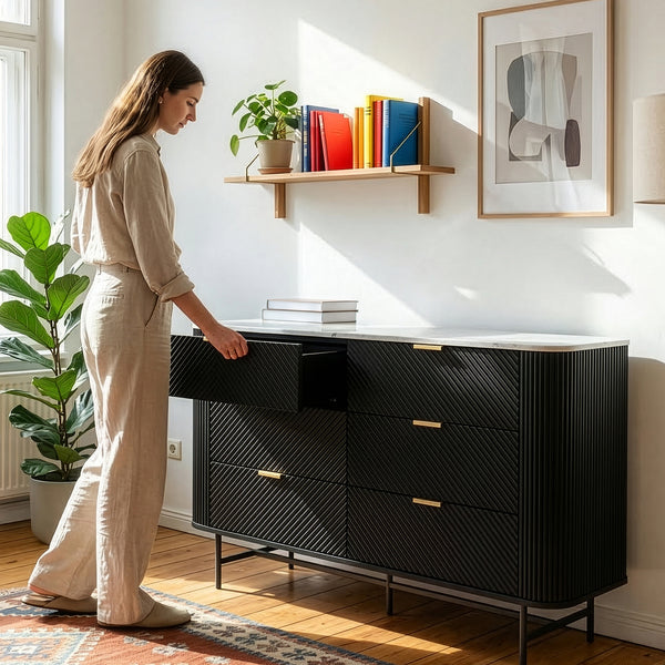 Comò a 6 Cassetti Olvehok Cassettiera 120 x 40 x 81 cm - Nero/Effetto Marmo Bianco [en.casa]