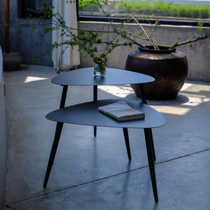 Set di 2 Tavoli Bassi Aymavilles con Piani Triangolari Curvi - Grigio Antracite casa.pro