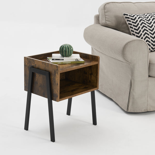 Comodino con Scomparto e Piano con Bordo Rialzato Mobiletto Impilabile 52x42x35 cm Effetto Legno Scuro [en.casa]
