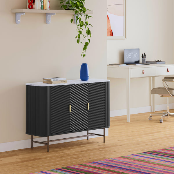 Mobile Contenitore Olvehok a 3 Ante Credenza con 4 Scomparti 110 x 40 x 77 cm - Nero / Effetto Marmo Bianco [en.casa]
