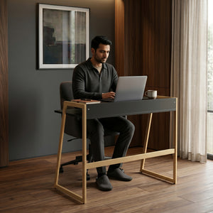 Scrivania Kuomi con Bordo Posteriore Rialzato 84 x 73 x 47 cm - Beige/Grigio Scuro [en.casa]