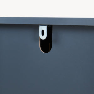 Mobiletto da Parete Svanes a Specchio Armadietto Pensile da Bagno con Ante in Bambù 58 x 56 x 13 cm - Grigio Scuro/Naturale [en.casa]

