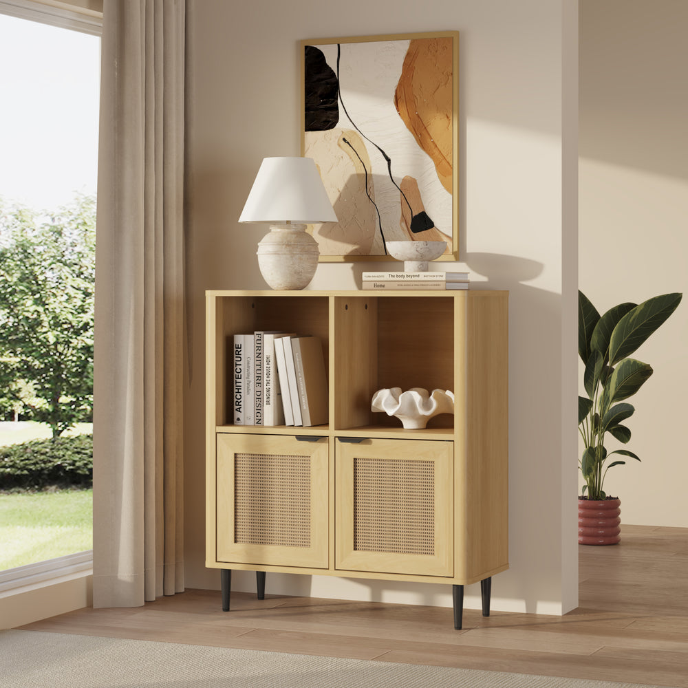Mobile Contenitore Lukhomso a 2 Ante con Inserto Intreccio e 4 Scomparti 85 x 75 x 30 cm - Effetto Rovere/Rattan [en.casa]