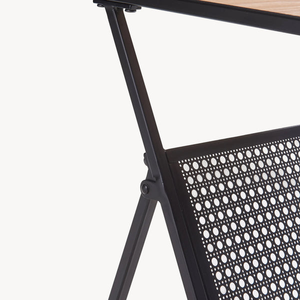 Tavolino con portagiornali Jäller [en.casa]