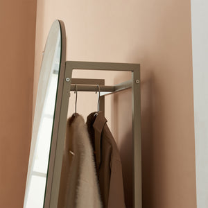 Specchio da guardaroba 2-in-1 Frenraby [en.casa]