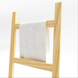 Scala Porta Asciugamani da Bagno Luumäki Forma di Scala a 4 Pioli Legno di Pino - Vari Colori [en.casa]