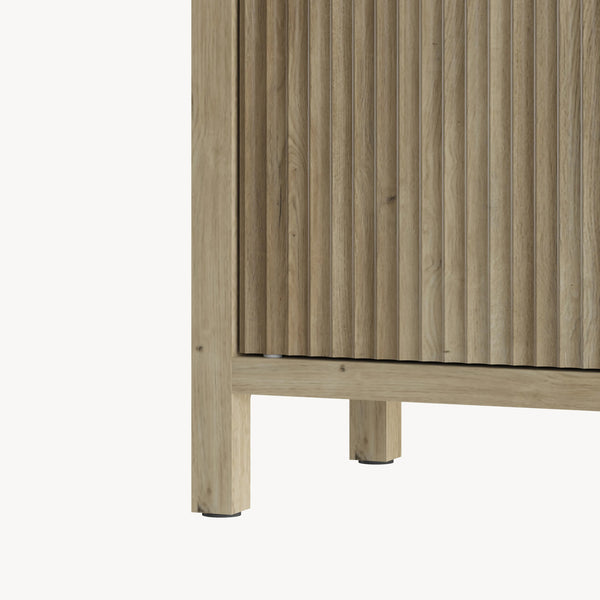 Credenza Bassa Lukkodso con Ante e Vani Aperti [en.casa]