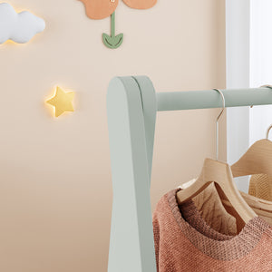 Stand Appendiabiti Vestnes a Forma di Capanna per Cameretta 99 x 66 x 38 cm [en.casa]