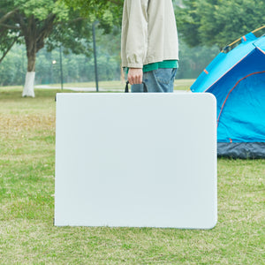 Tavolo pieghevole Ljusnarsberg in plastica [en.casa]