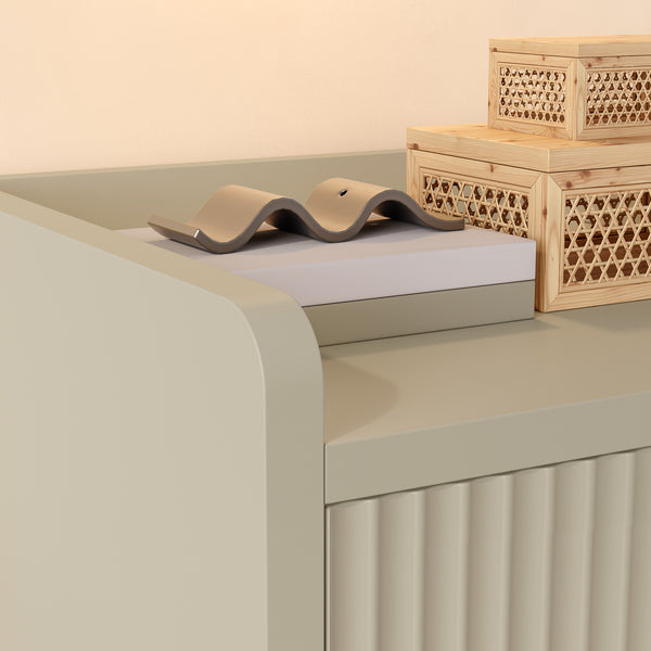 Comodino Nand con Cassetto e Vano Aperto 55x49x39 [en.casa] 