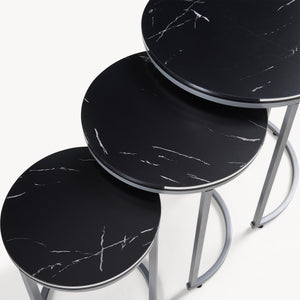 Tavolino Bornholm set da 3 in diversi colori [en.casa]