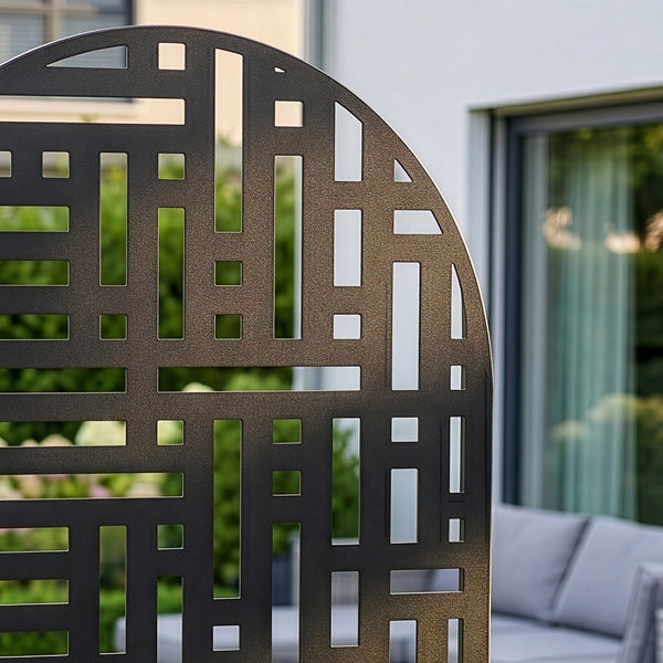 Parete divisoria Bernalda con fioriera a forma di arco [casa.pro]