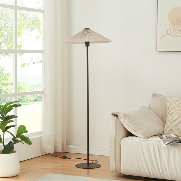 Lampada da Terra Appledore con Paralume a Cono Piatto Pieghettato lux.pro