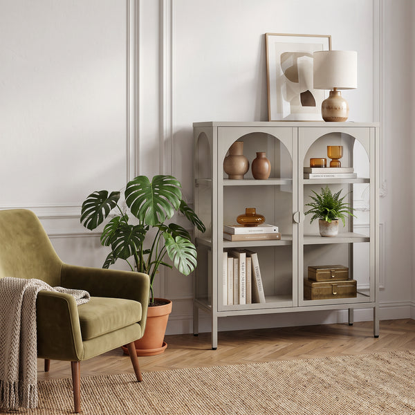 Vetrina Klippestad a 2 Ante in Vetro Credenza con 3 Scomparti 95 x 80 x 35 cm - Grigio Caldo [en.casa]